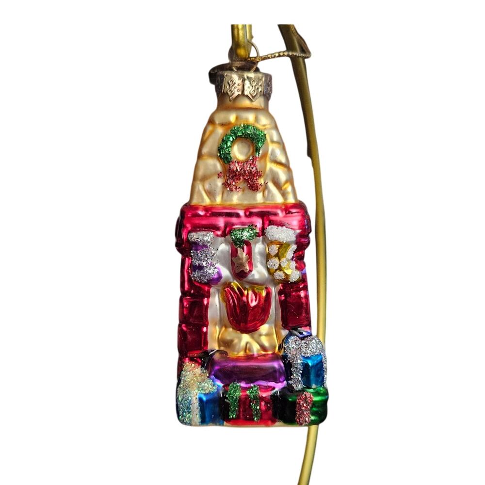 Thomas Pacconi Classics Glass Christmas Ornament Fireplace Mantel Gifts